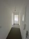 Frisch modernisiert! 3,5 Zimmer mit Balkon - Flur