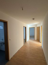 Helle 2,5 Zimmer Wohnung - Duisburg Rheinhausen - Flur