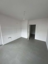 Modernisierte 3,5-Zimmer-Wohnung in Duisburg-Rheinhausen - Küche