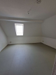 Gemütliche 2,5 Zimmer Dachgeschosswohnung - Duisburg Rheinhausen - Schlafzimmer