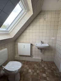 klein, fein & zentral - 1,5 Zimmerwohnung Duisburg Rheinhausen - Badezimmer